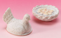 A1330 - Chicken on Nest Egg Holder