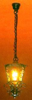 mh1012hangingcarriagelamp.jpg (6892 bytes)
