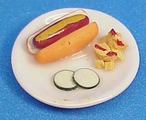 hotdogdinner.jpg (9284 bytes)