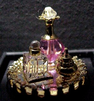 roseperfumetray.jpg (30283 bytes)