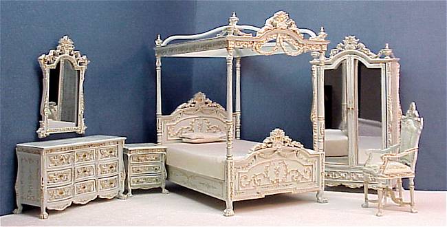 versaillesbedroom.jpg