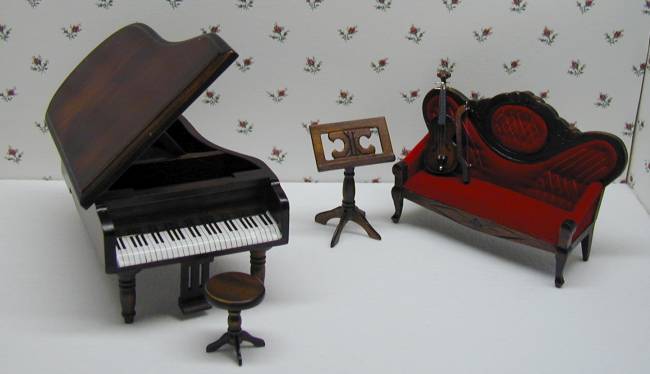 tlf019musicroom.jpg (22819 bytes)