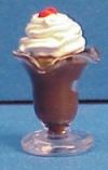 sundae2.jpg (3787 bytes)