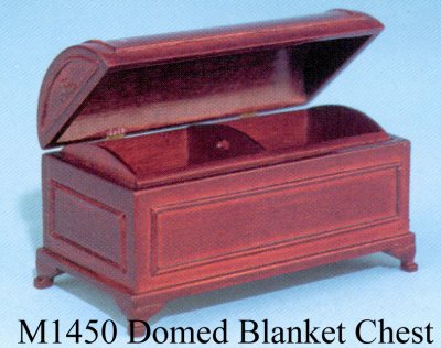 m1450domedblanketchest.jpg (31523 bytes)