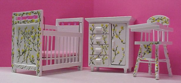 nurseryylrose.jpg (36911 bytes)